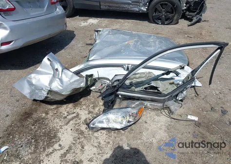 2012 Toyota Corolla Le z USA, uszkodzony, nr VIN 2T1BU4EE4CC767319